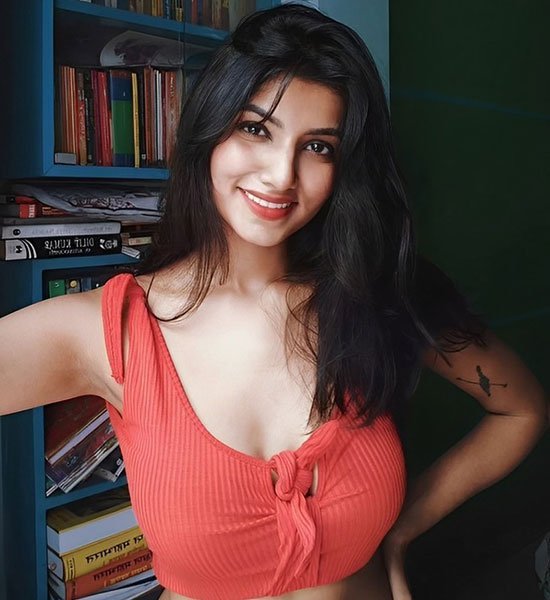 Pari Pant — Verified Dehradun Call Girl
